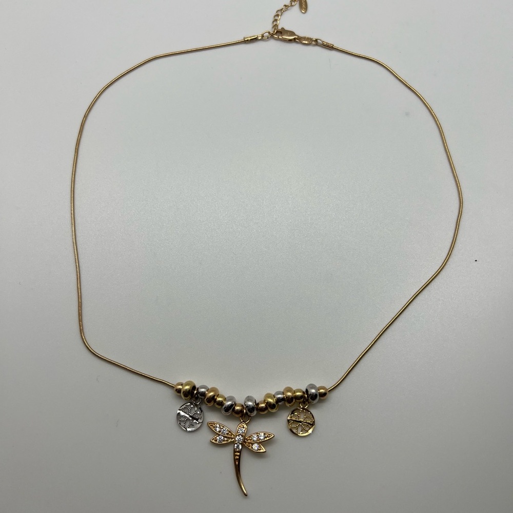 Fly - Picture 2 of 2